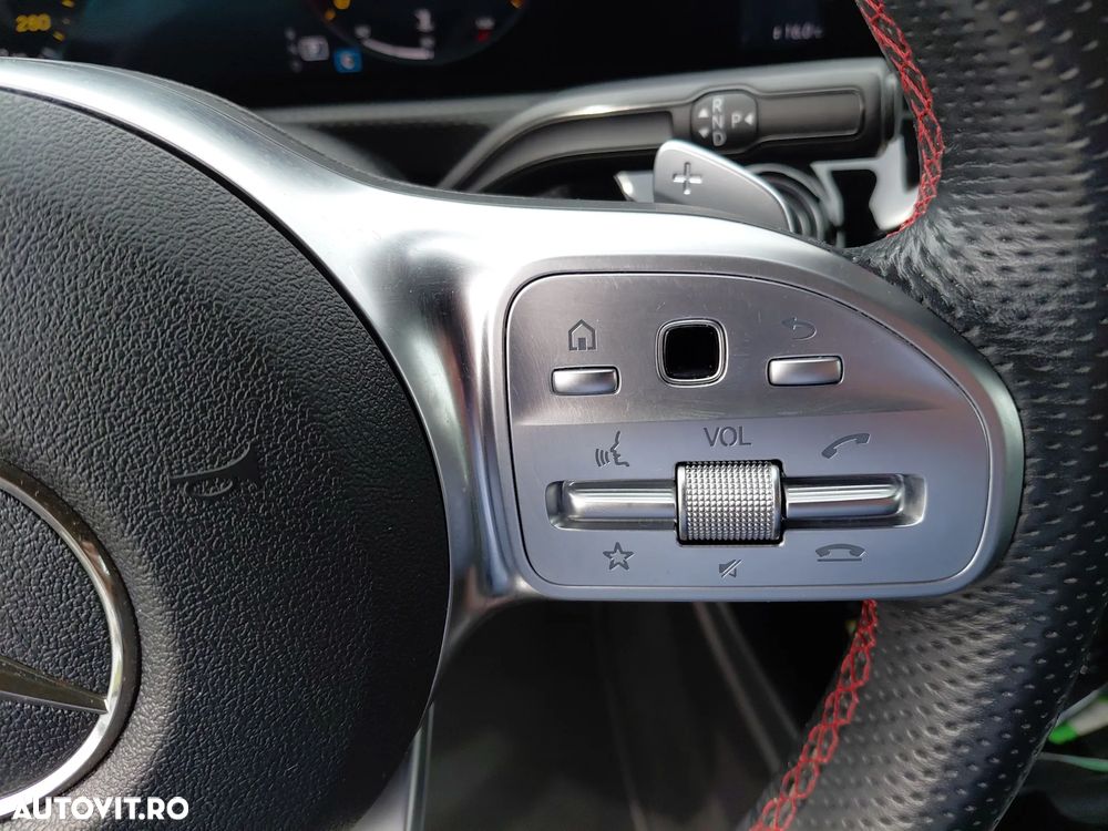 Mercedes-Benz A 220 Sedan 7G-DCT AMG Line - 22