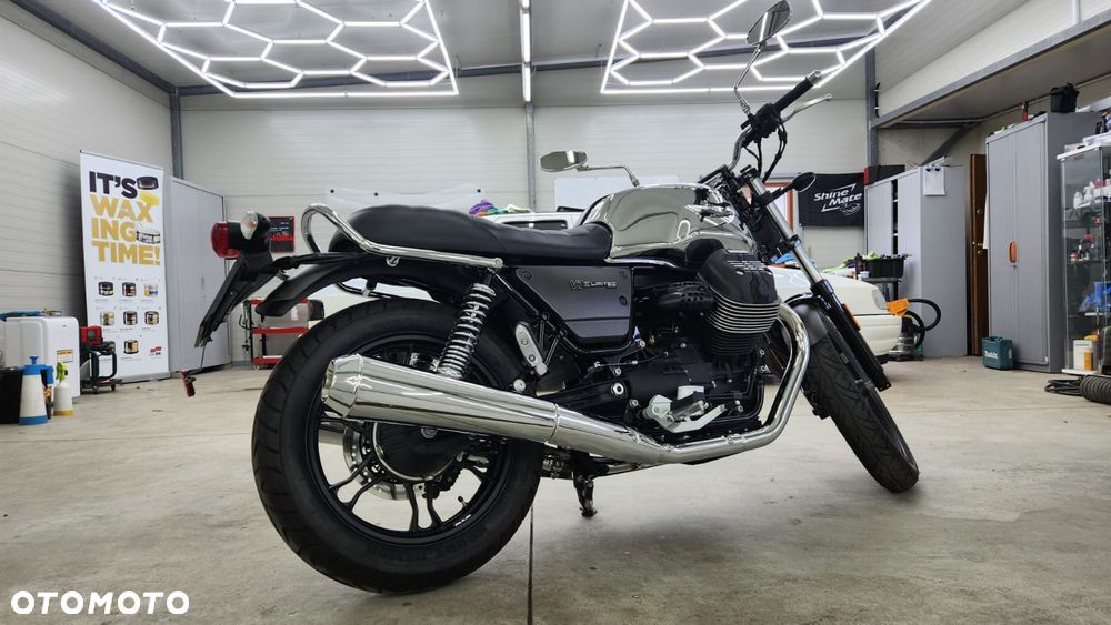 Moto Guzzi V7 - 9