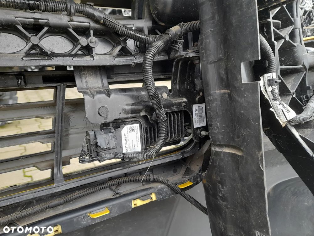 Zderzak przód Ford Transit MK8 - 11