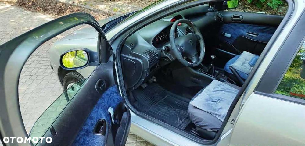 Peugeot 206 - 7