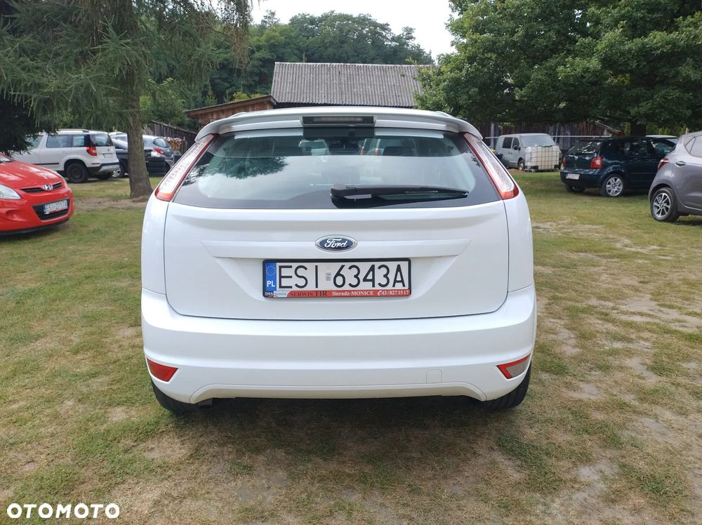 Ford Focus 2.0 16V Sport - 14