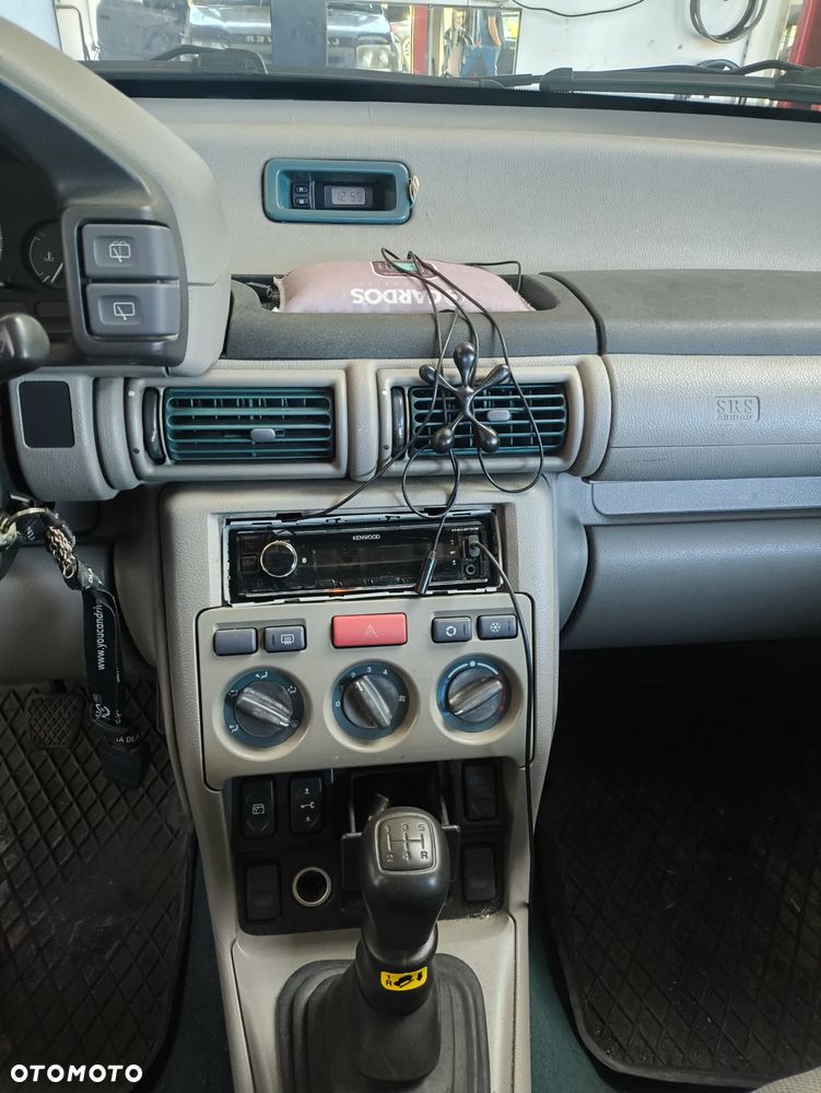 Land Rover Freelander 2.0 D - 27