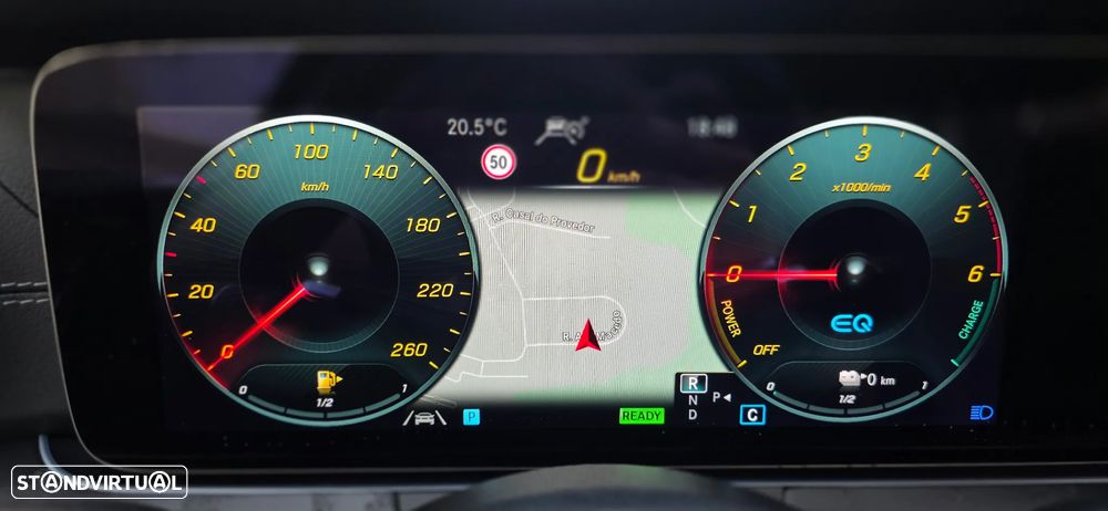 Mercedes-Benz E 300 de 4Matic 9G-TRONIC AMG Line - 27
