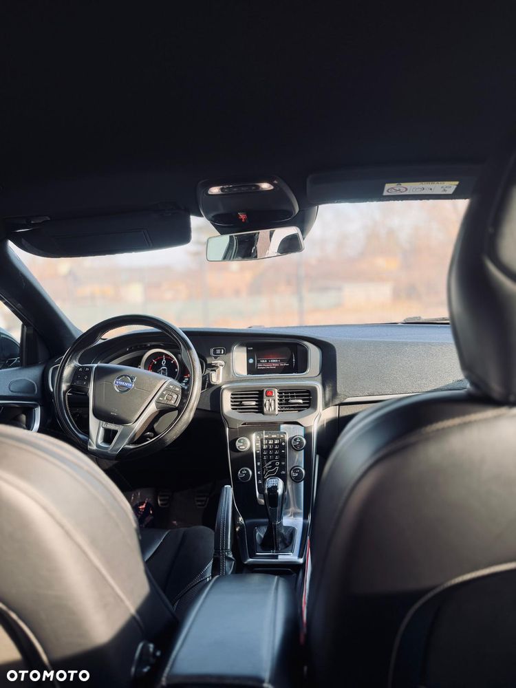 Volvo V40 D2 Drive-E Base - 23