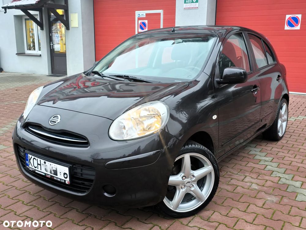 Nissan Micra 1.2 Bild der Frau - 1