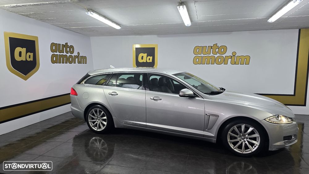 Jaguar XF Sportbrake 2.2 D Premium Luxury - 3