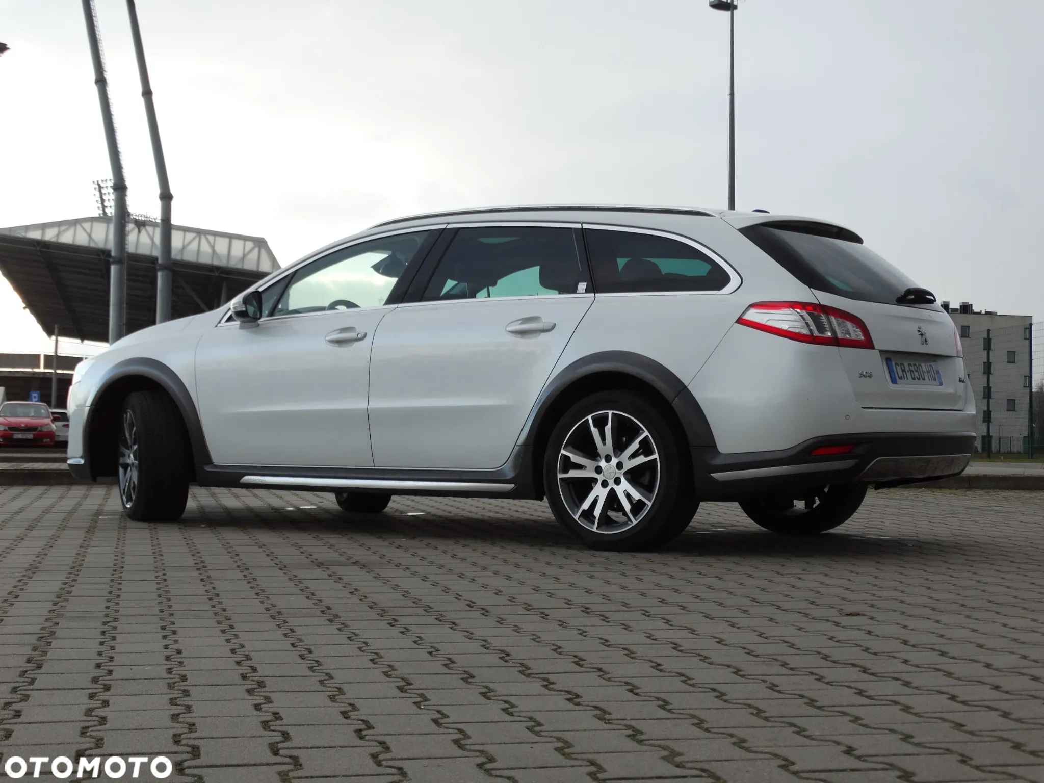 Peugeot 508 RXH 2.0 HDi HYbrid4 - 5