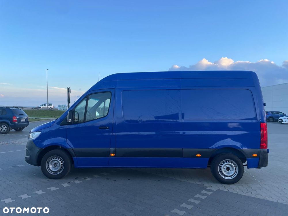 Mercedes-Benz Sprinter - 3