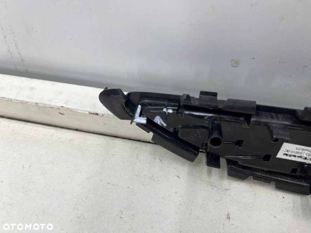 Listwa Jaguar F-Pace x761 LIFT 20r.- prawa nakładka błotnika prawy przód mk83-280b10-ac - 5