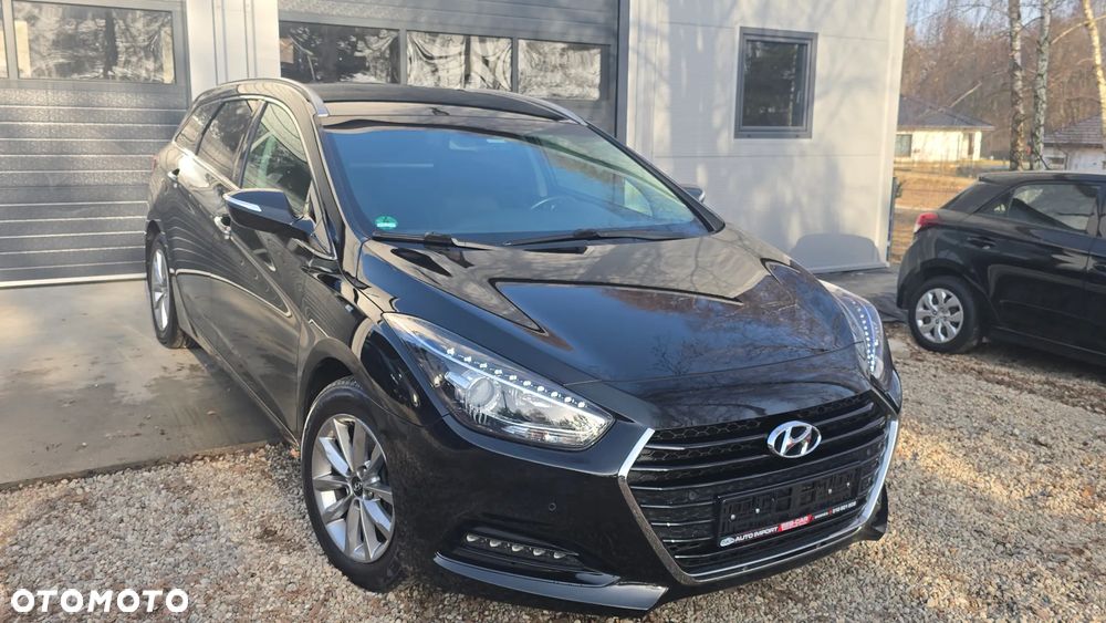 Hyundai i40 Kombi 1.6 Trend - 1