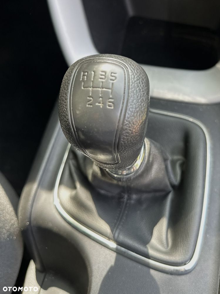 Kia Ceed 1.4 M - 10