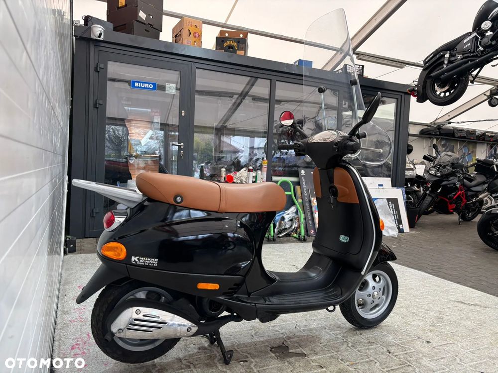 Piaggio Vespa - 34