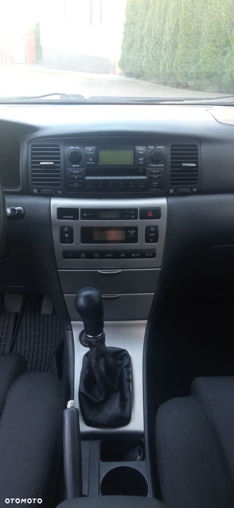 Toyota Corolla - 34