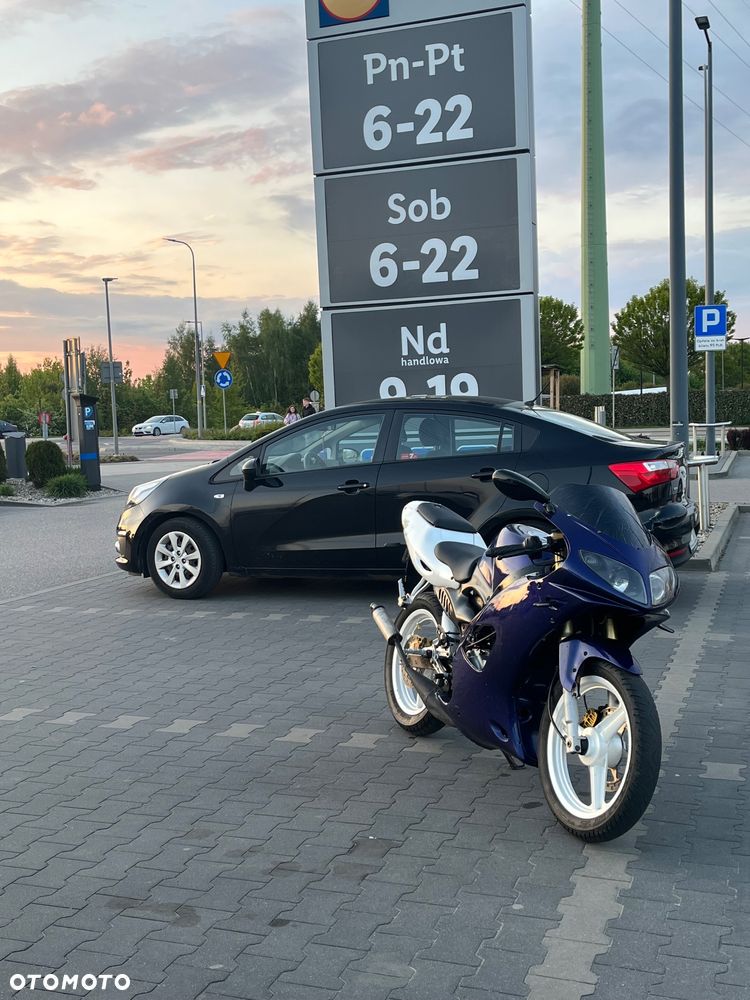 Yamaha TZR - 2