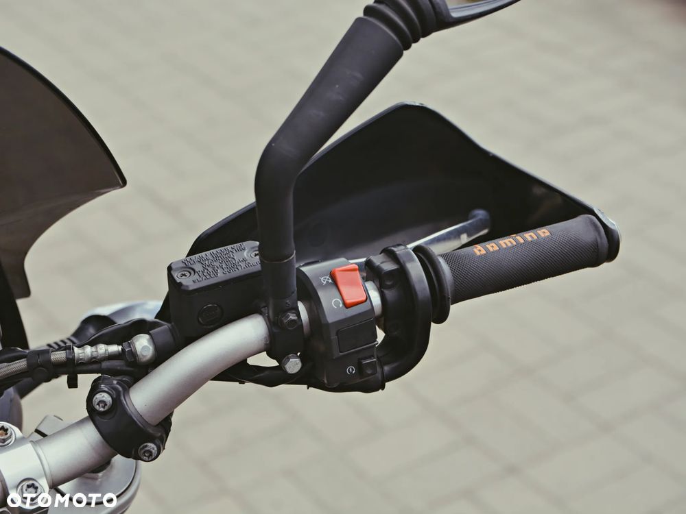 KTM SMC 690 - 26