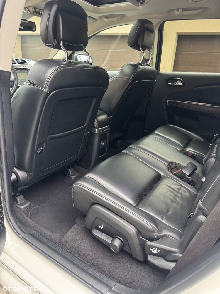 Fiat Freemont 2.0 Multijet 16V DPF Automatik Allrad Lounge - 21