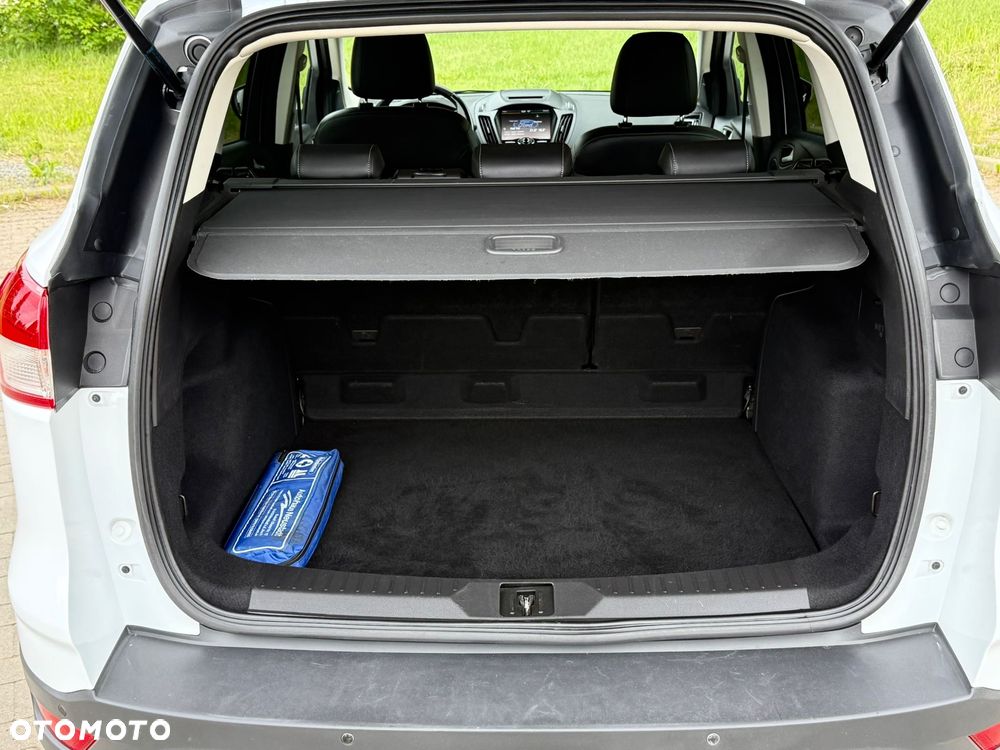 Ford Kuga 2.0 TDCi 4x4 ST-Line - 14