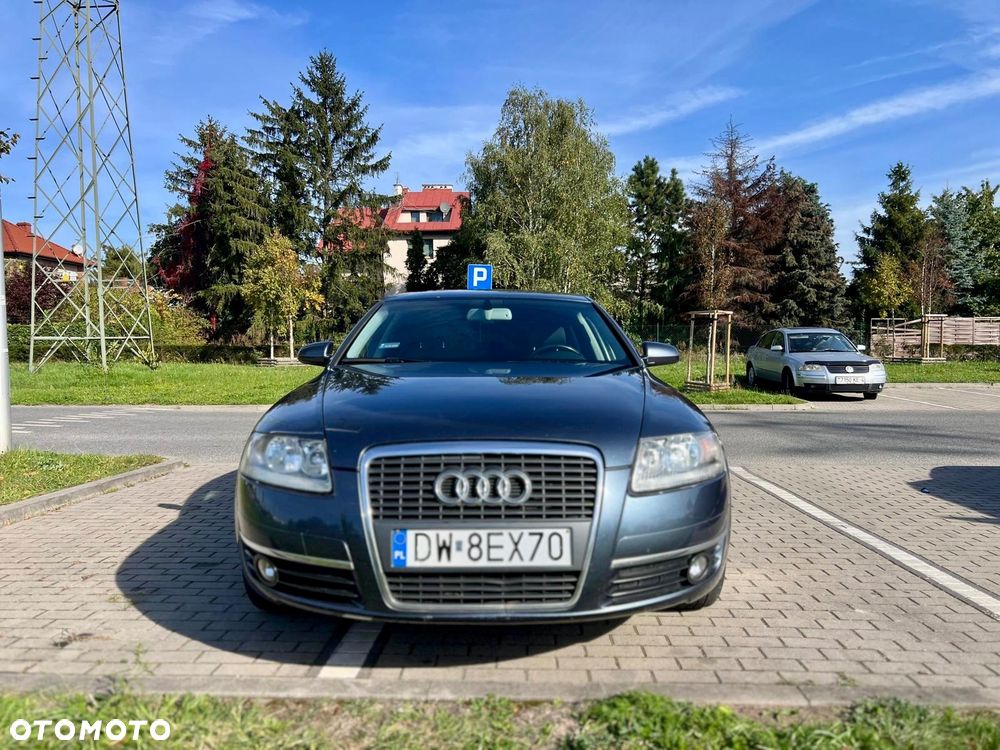 Audi A6 Limousine 2.4 - 6