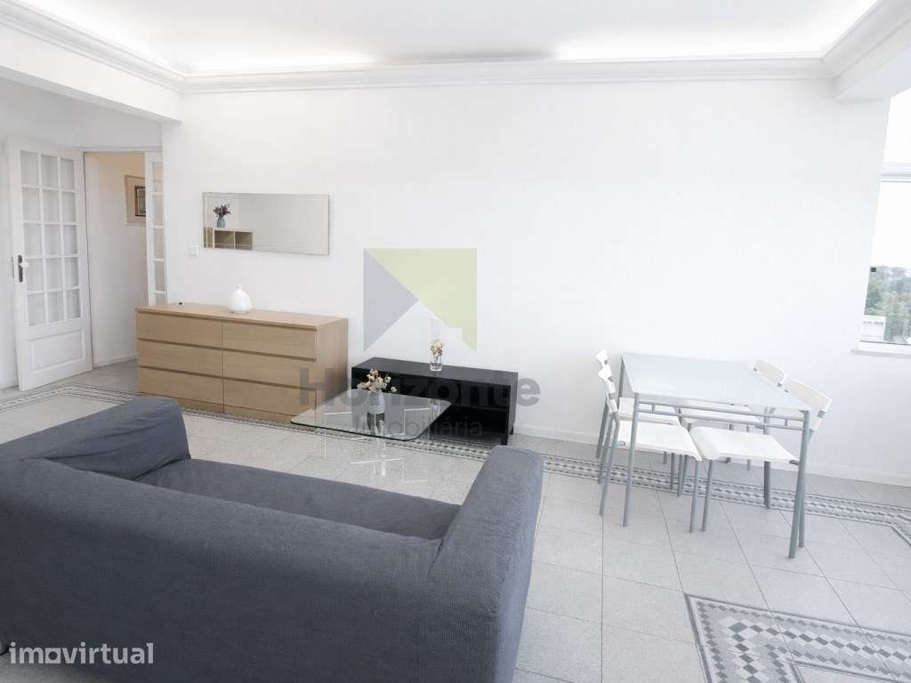 Apartamento T2 Mobilado e Acolhedor junto Parque das Conchas - Grande imagem: 4/17