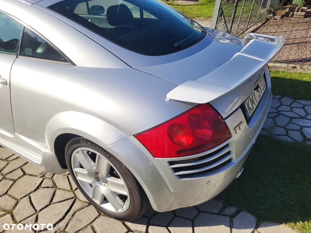 Audi TT Coupé 1.8T Quattro - 7