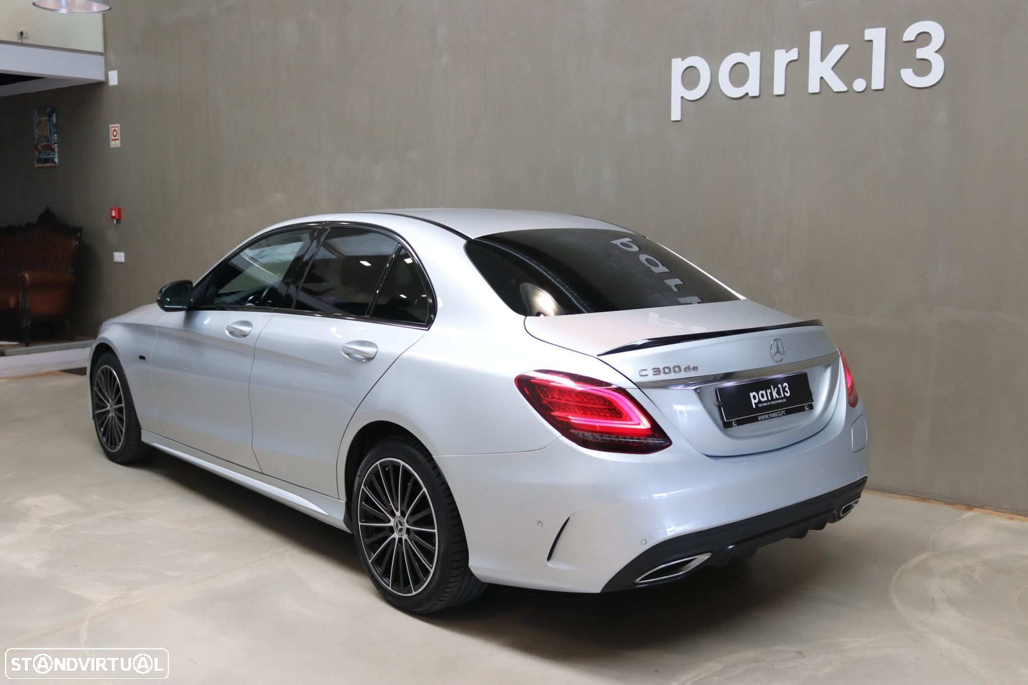 Mercedes-Benz C 300 de AMG Line - 26