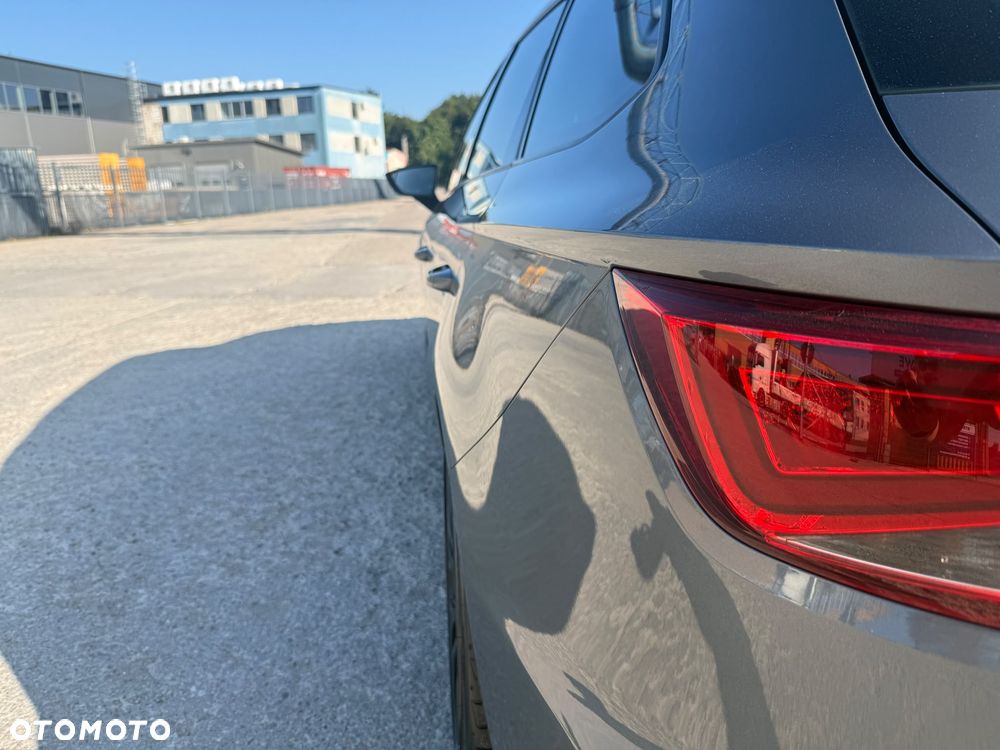 Seat Leon 2.0 TDI DPF Start&Stop DSG XCELLENCE - 30