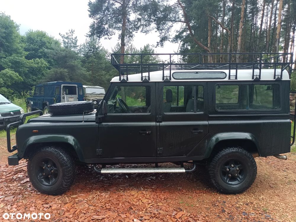 Land Rover Defender - 4