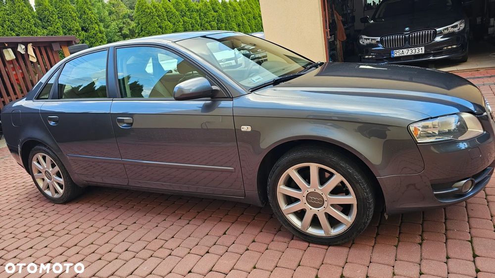 Audi A4 Limousine - 22