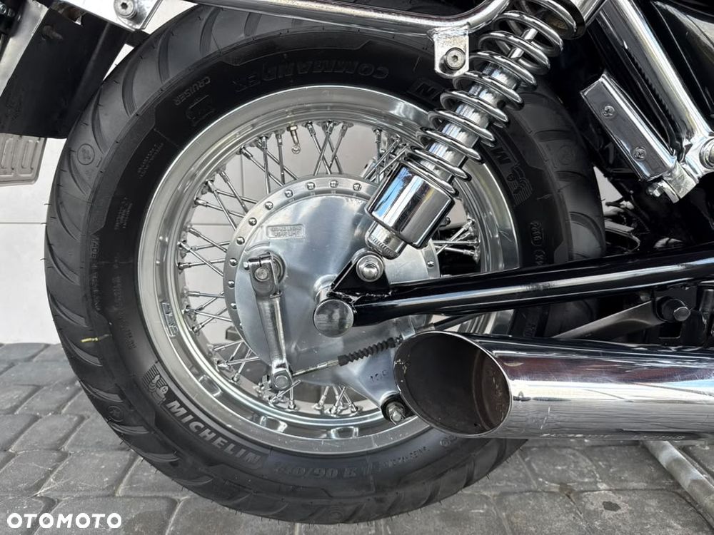 Suzuki Intruder - 20