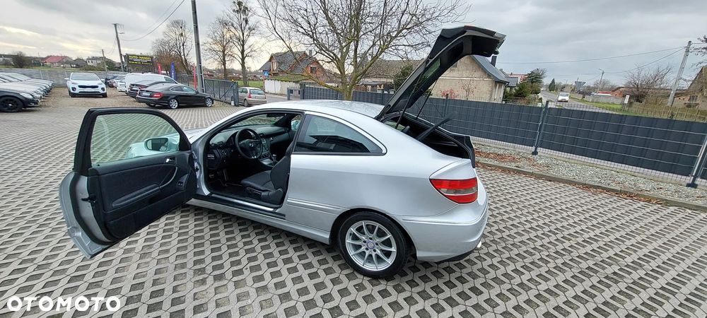 Mercedes-Benz CLC - 28