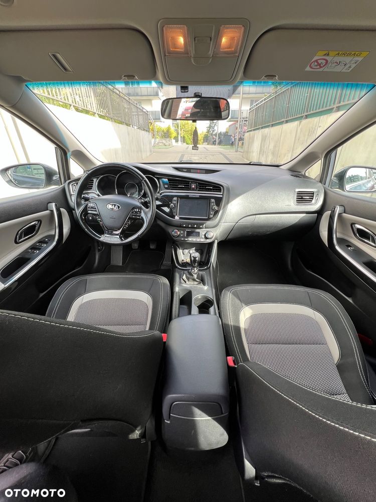Kia Ceed 1.6 CRDi M - 15