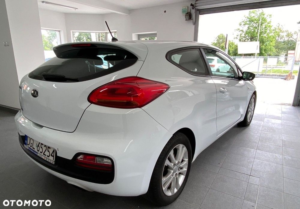 Kia Ceed - 5