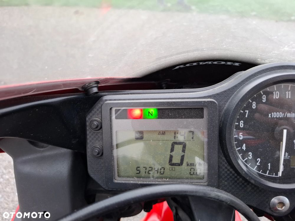 Honda CBR - 35