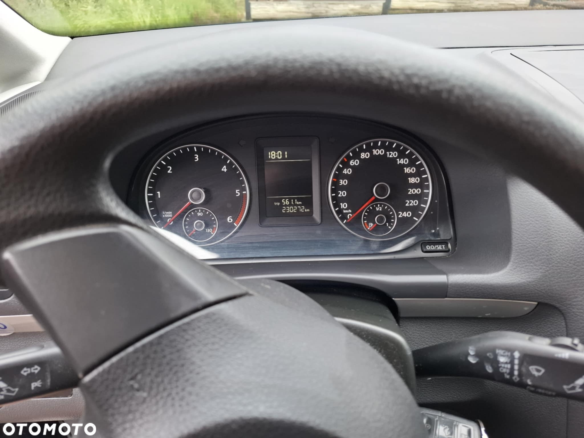 Volkswagen Touran 1.6 TDI DPF Highline - 6