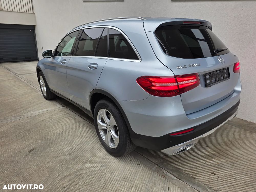 Mercedes-Benz GLC 220 d 4MATIC - 16