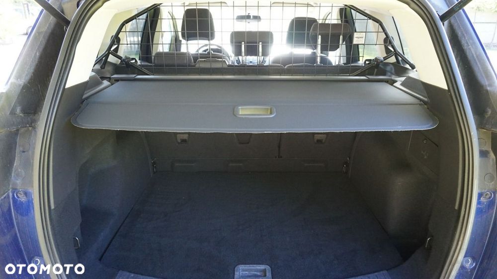 Ford Kuga - 12