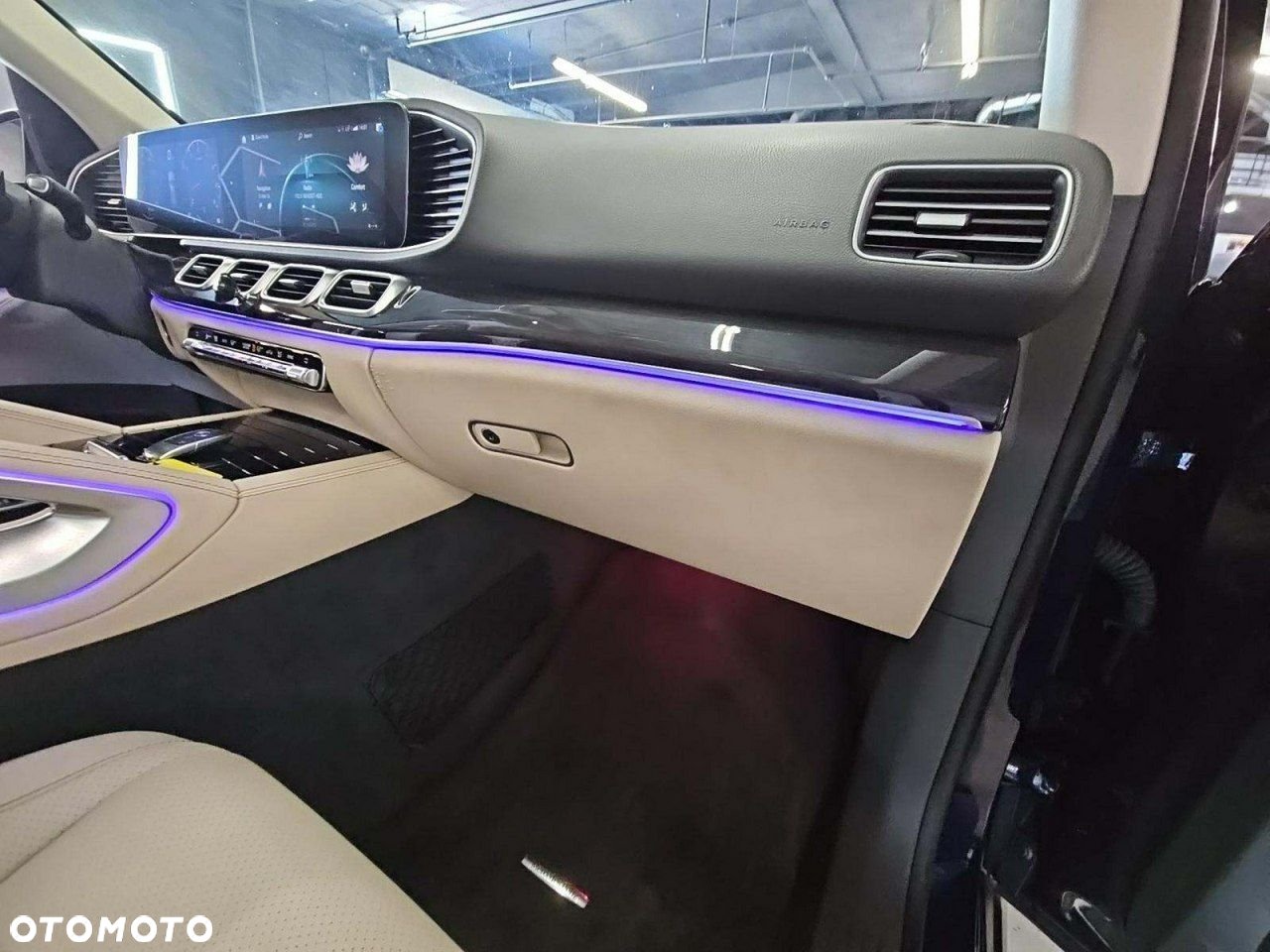Mercedes-Benz GLC - 13