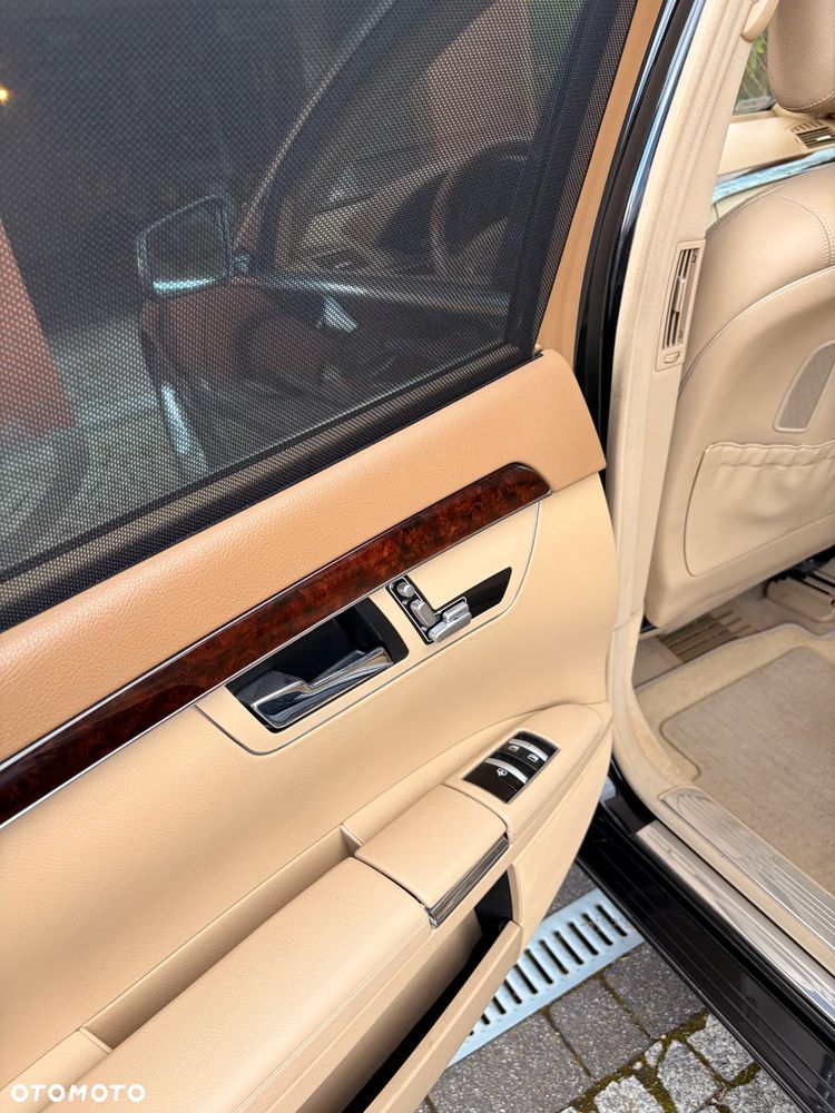 Mercedes-Benz Klasa S 350 CDI L 4-Matic BlueEff - 33