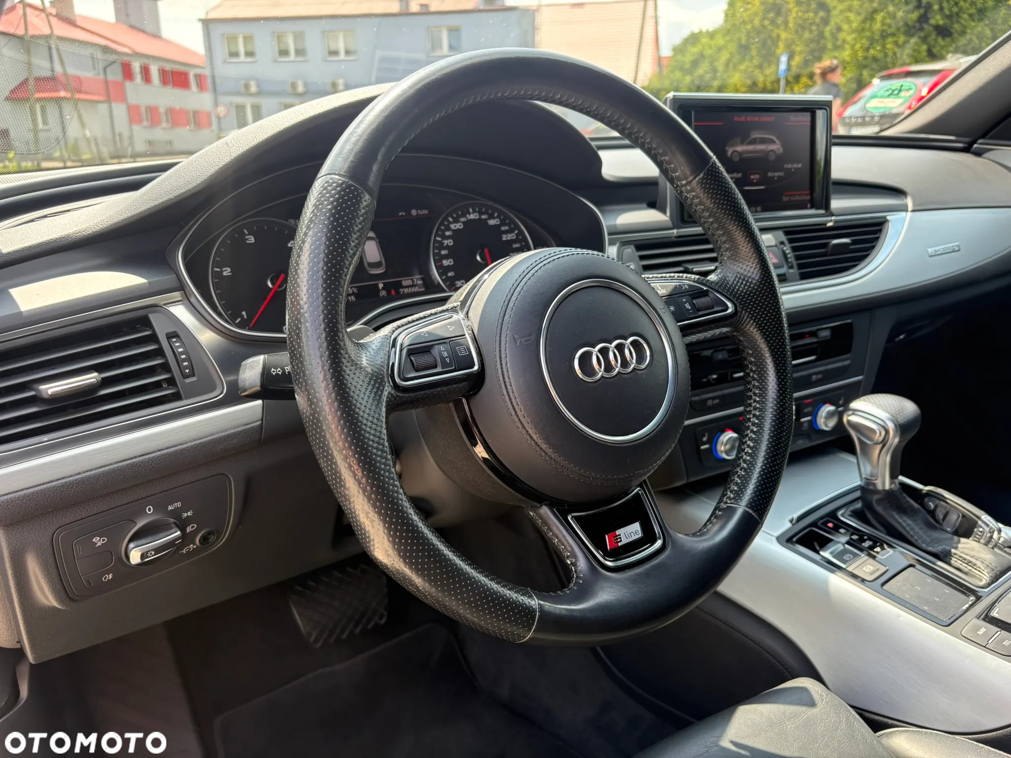 Audi A6 Avant 3.0 TDI DPF quattro S tronic - 25