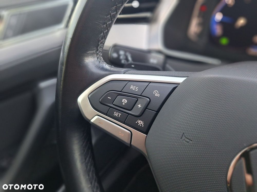 Volkswagen Passat 2.0 TDI EVO Business DSG - 18