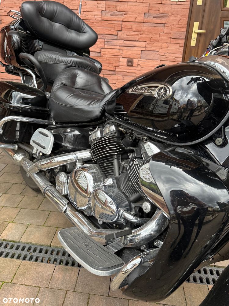 Yamaha Venture - 4