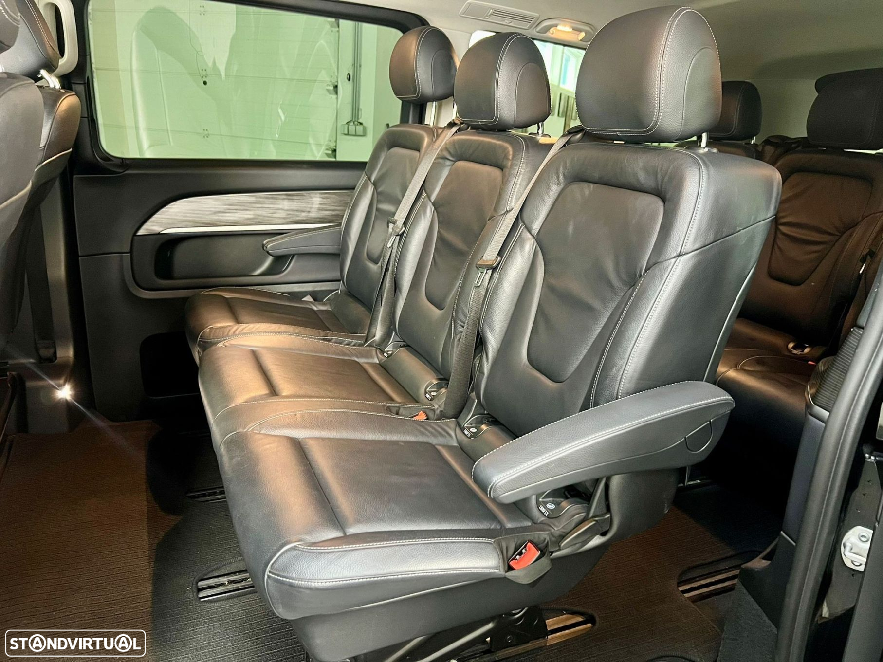 Mercedes-Benz V 220 d Longo Avantgarde - 7