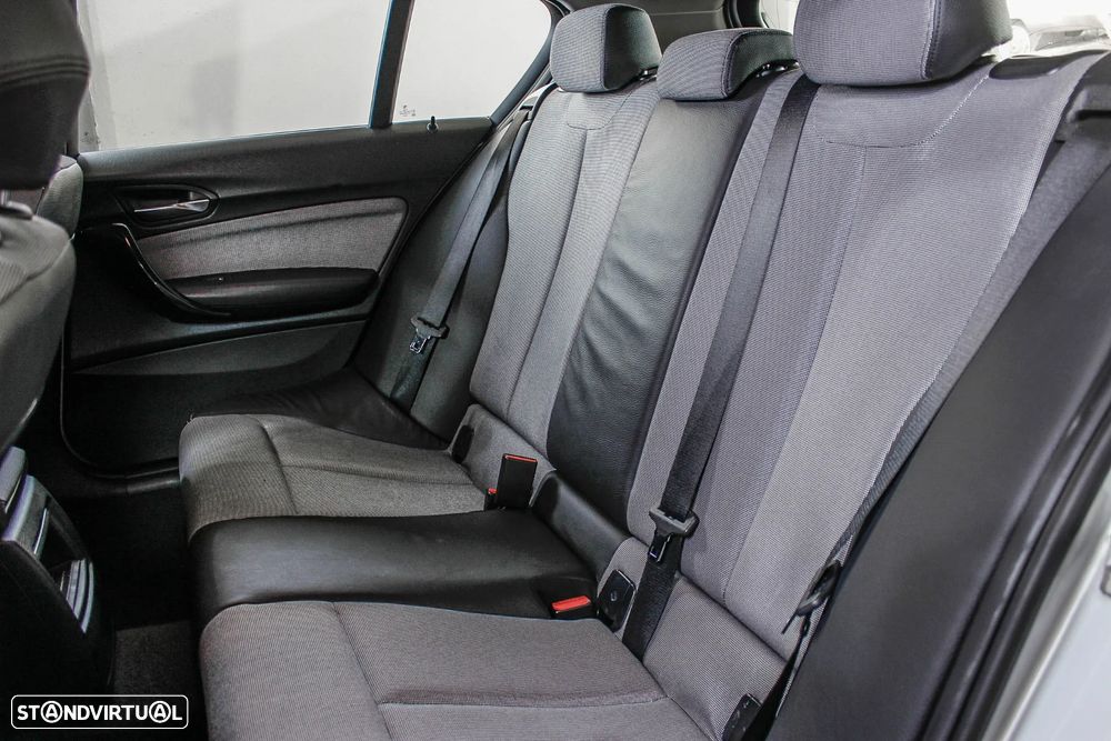 BMW 118 d Line Urban - 8