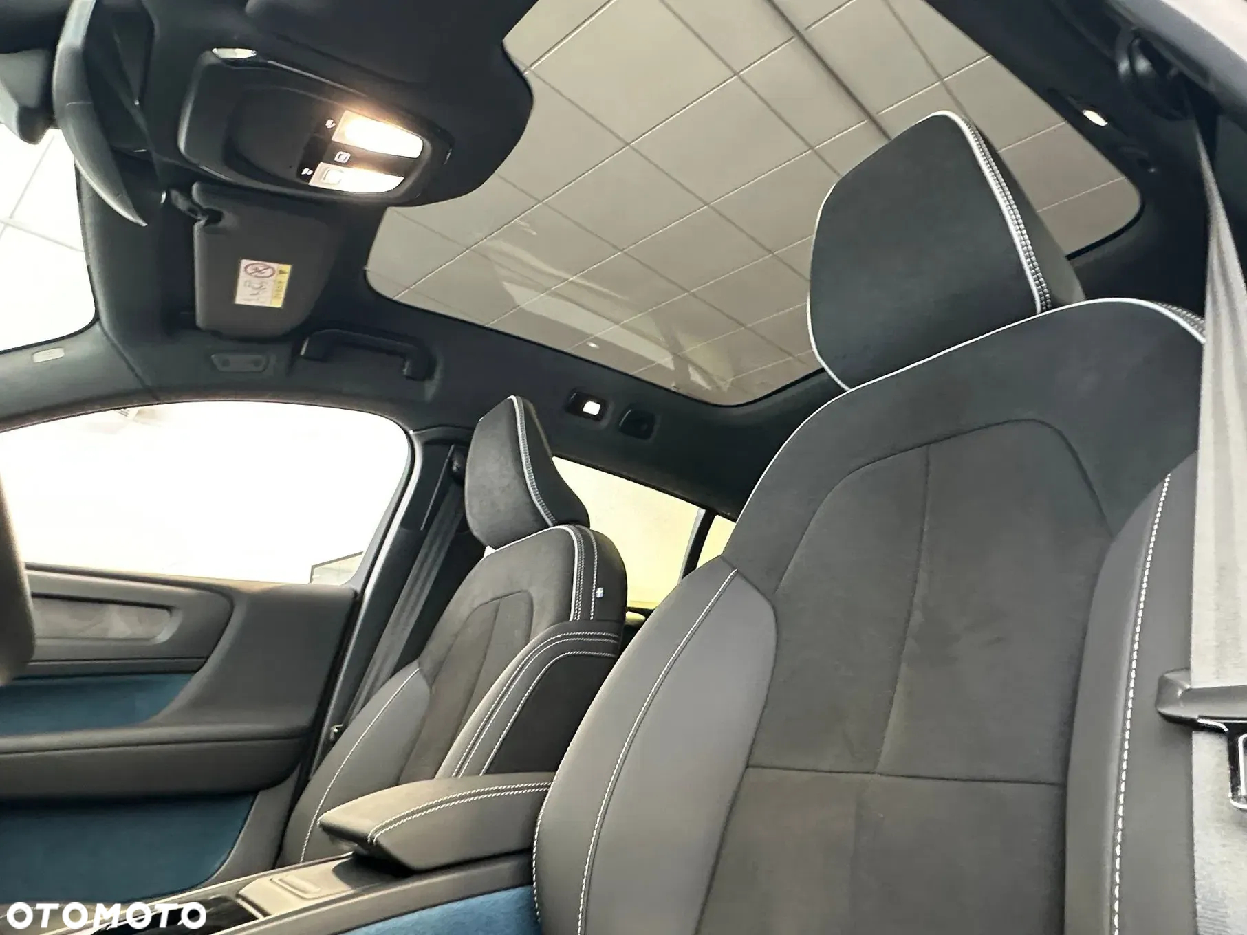 Volvo C40 - 18