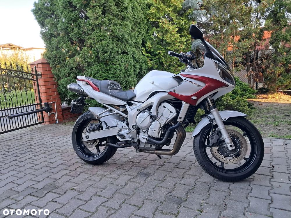 Yamaha FZ6 - 2