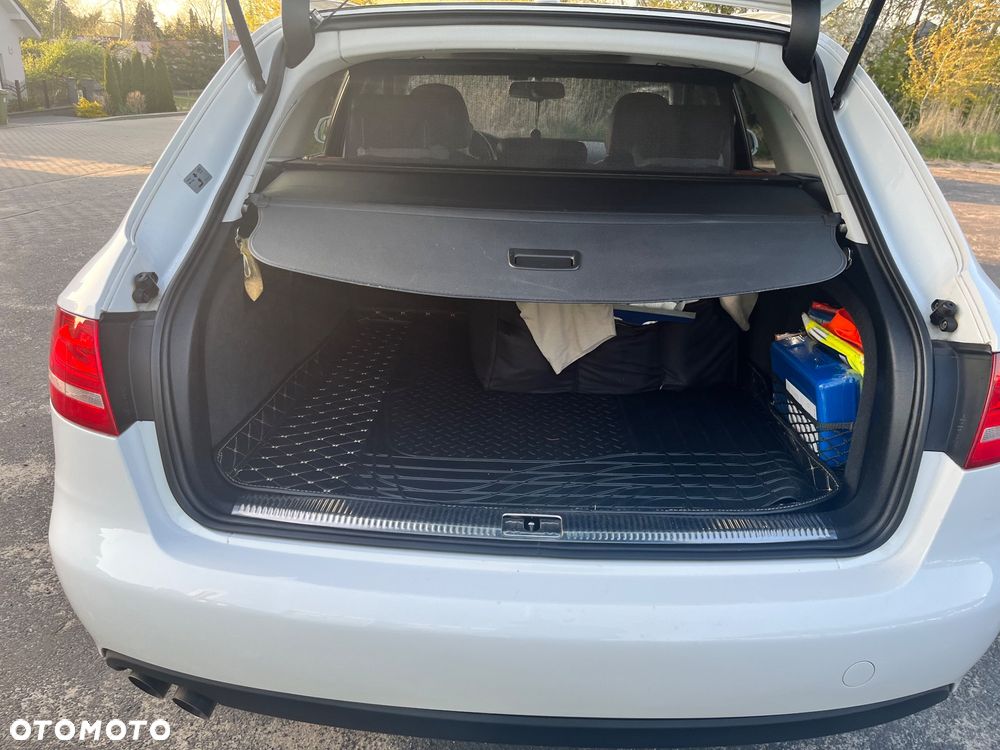Audi A4 Avant 2.0 TDI Multitronic - 11