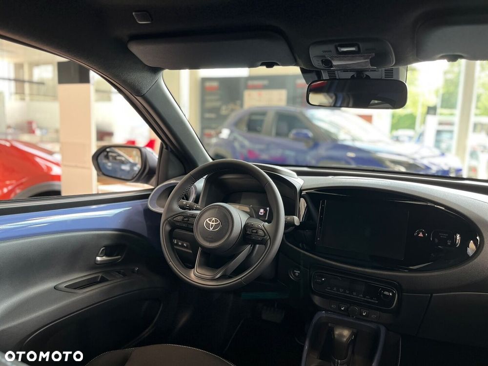 Toyota Aygo X Hybrid 1.5 Style e-CVT - 7