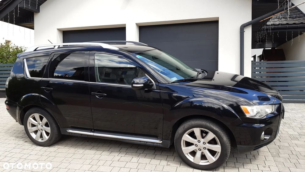 Mitsubishi Outlander 2.0 DID Intense + - 4