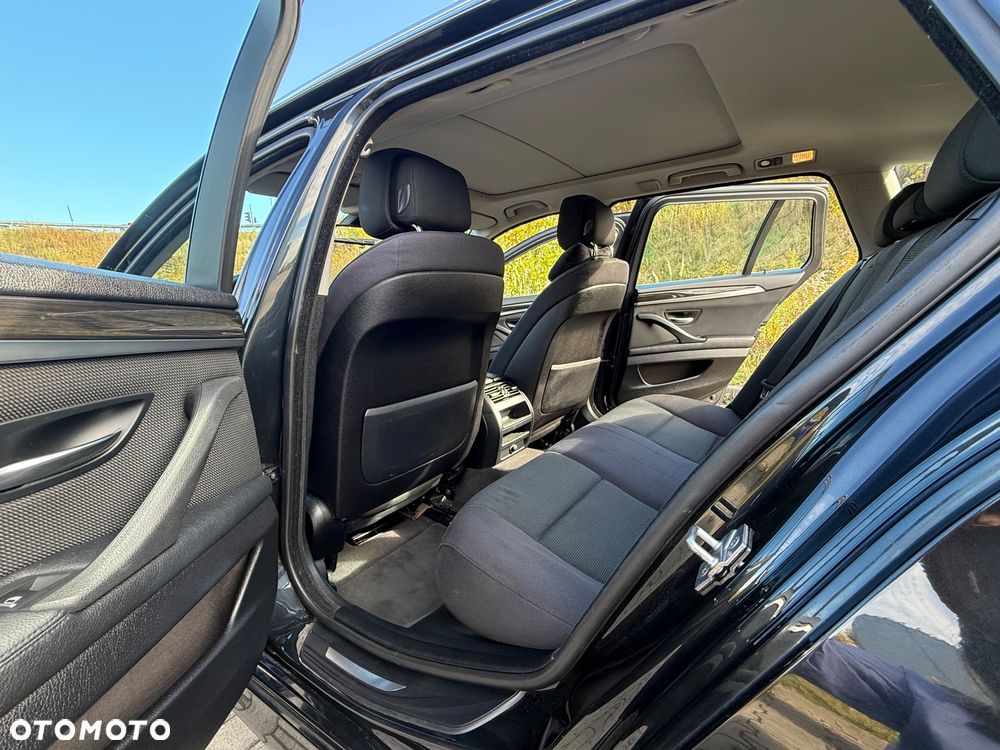 BMW Seria 5 520d - 15