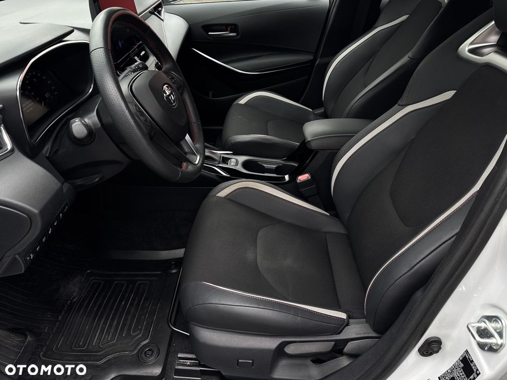 Toyota Corolla 1.8 Hybrid GR Sport - 14
